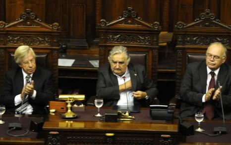 Acto público de reconocimiento de responsabilidad internacional, en cumplimiento de la Sentencia de la Corte Interamericana de Derechos Humanos en el caso “Gelman vs. Uruguay”(21 de marzo de 2012)